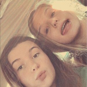 Meet your Posher, Ava